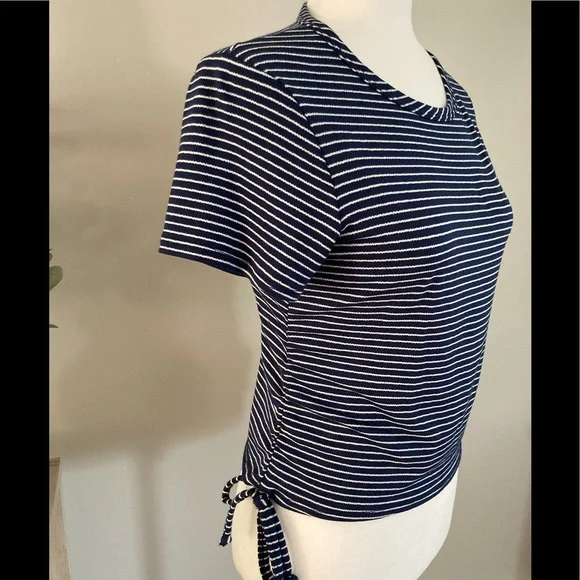 ❌SOLD Olivia Rae Navy Striped Top - Picture 2 of 7